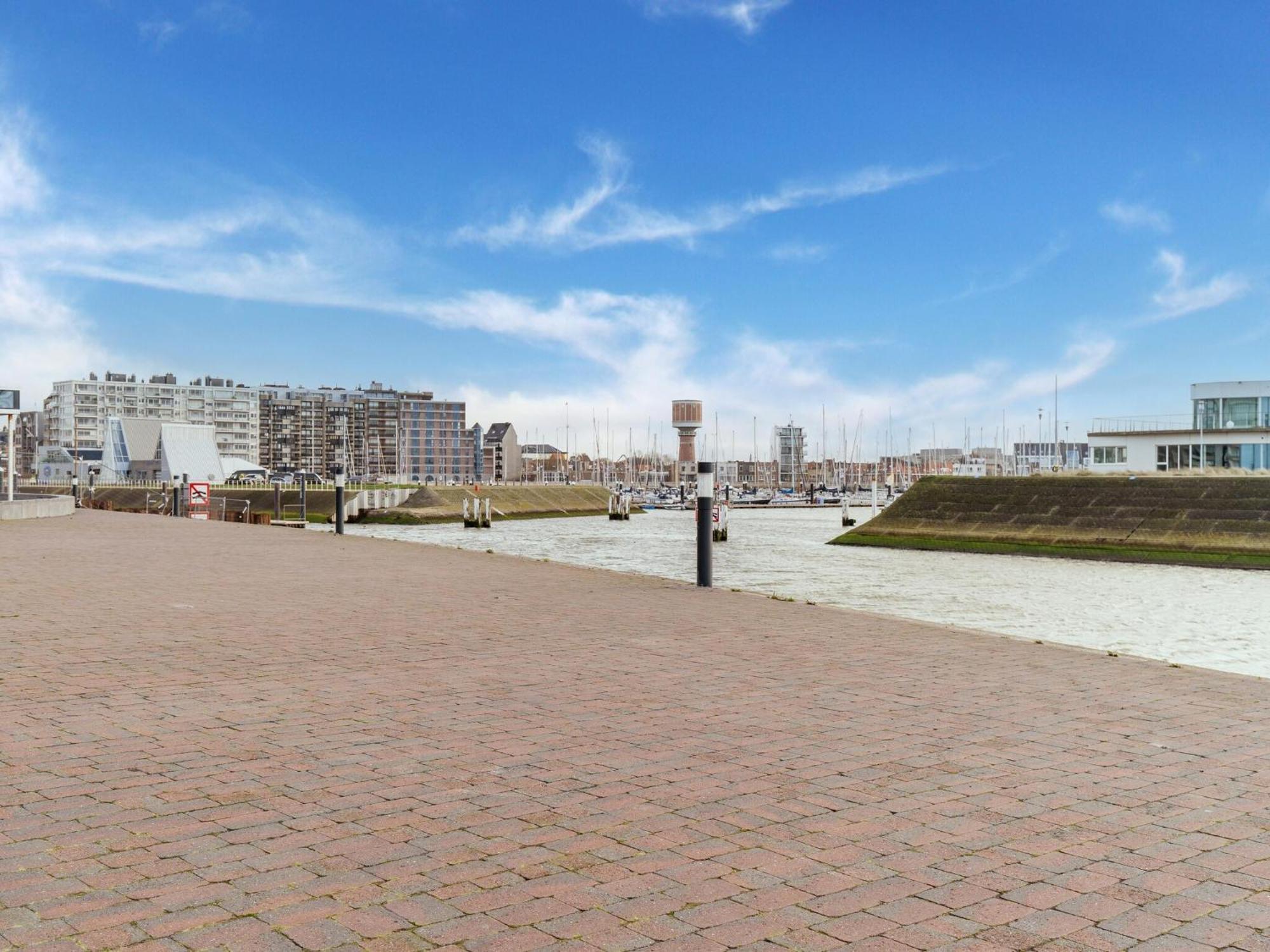 Studio In Bruges Near Marina, Cleaning Included * Blankenberge